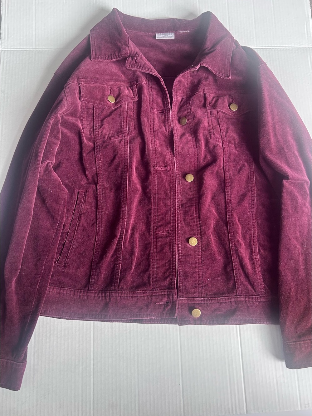 Women's Lightweight Corduroy Shirt Jacket in Burgundy